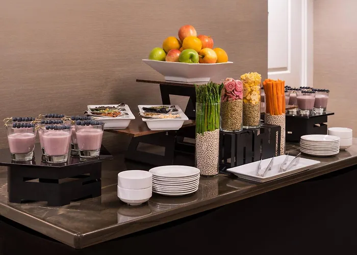 By Marriott Downtown/loop 3* Chicago