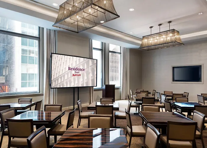 By Marriott Downtown/loop