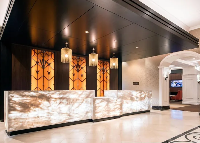 By Marriott Downtown/loop Hotel