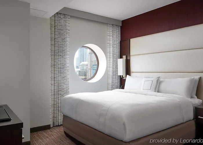 Hotel By Marriott Downtown/loop